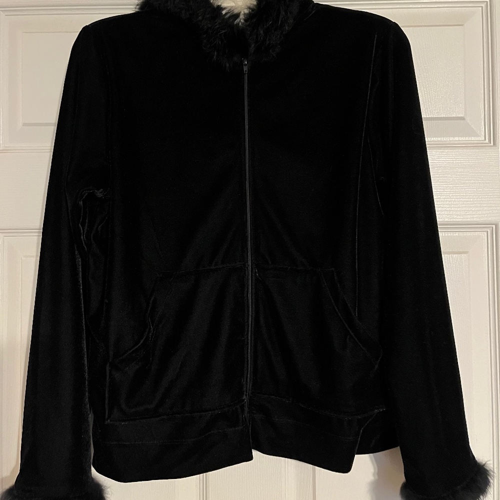 Black stretch velvet hoodie, faux fur cuffs, Jasmine Rose Signature, Medium